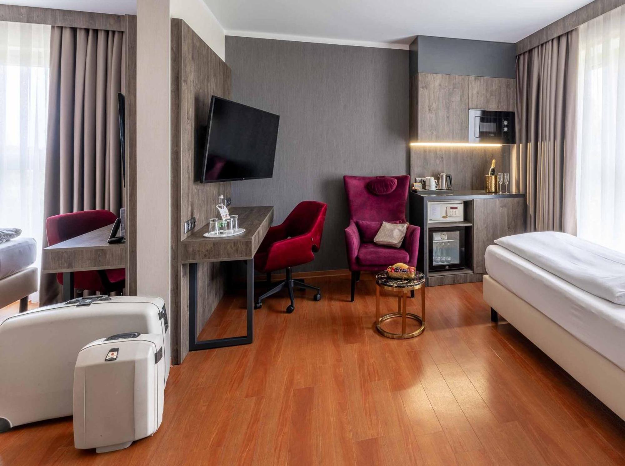 Plaza Premium Karlsruhe Hotel Luaran gambar