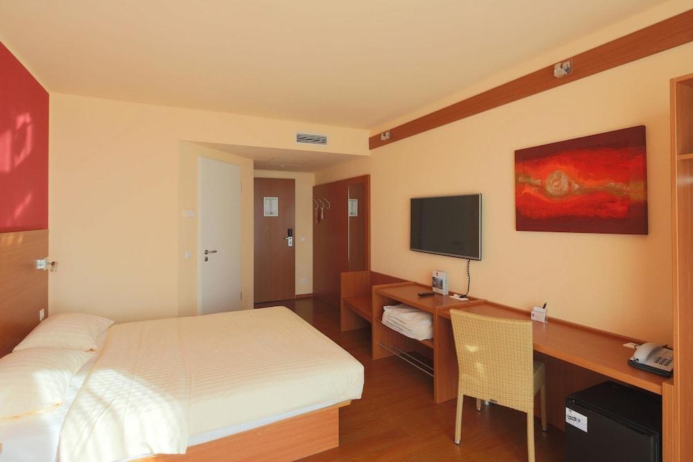 Plaza Premium Karlsruhe Hotel Luaran gambar