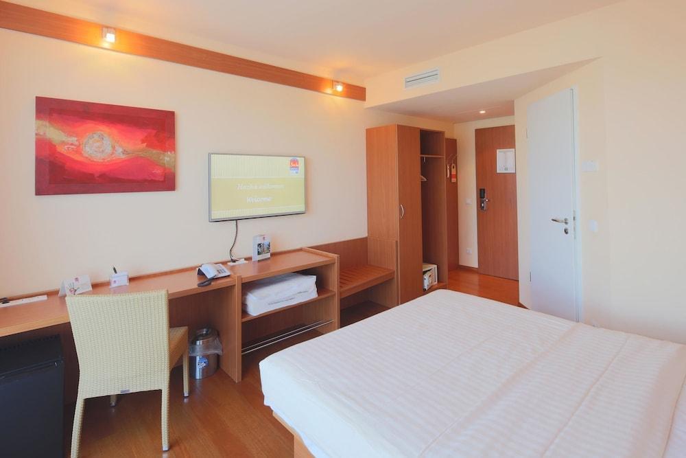 Plaza Premium Karlsruhe Hotel Luaran gambar