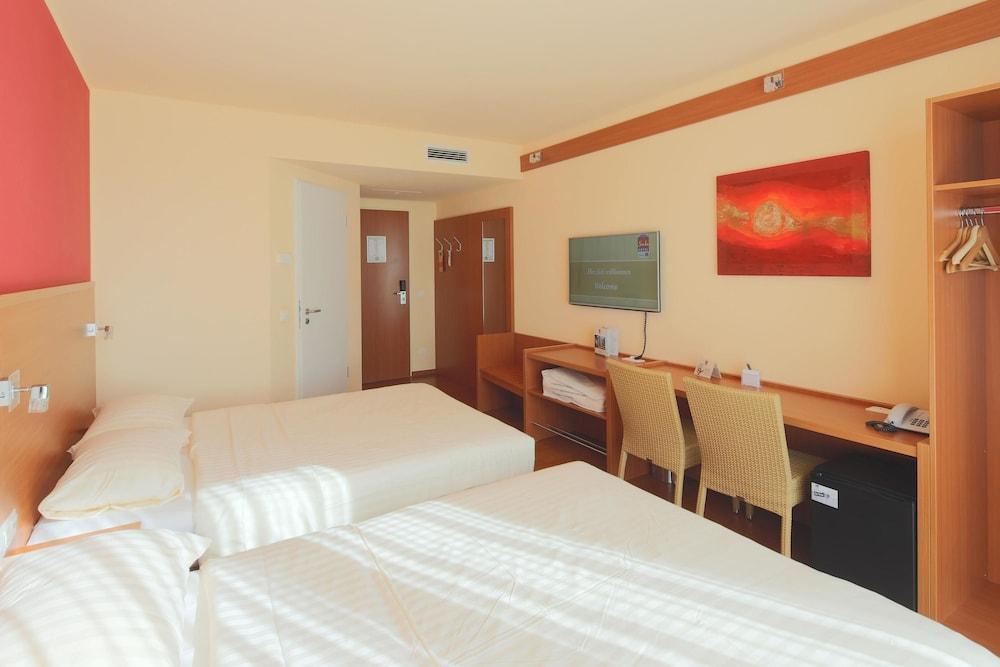 Plaza Premium Karlsruhe Hotel Luaran gambar